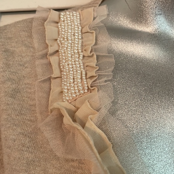 Charlotte Russe cardigan embellished with pearls and tulle - Picture 2 of 4